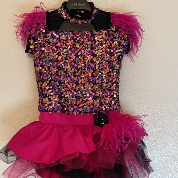 WEISSMAN Dance Costume ONE WAY OR ANOTHER
11477 sequin feather Child MC - Picture 2 of 13